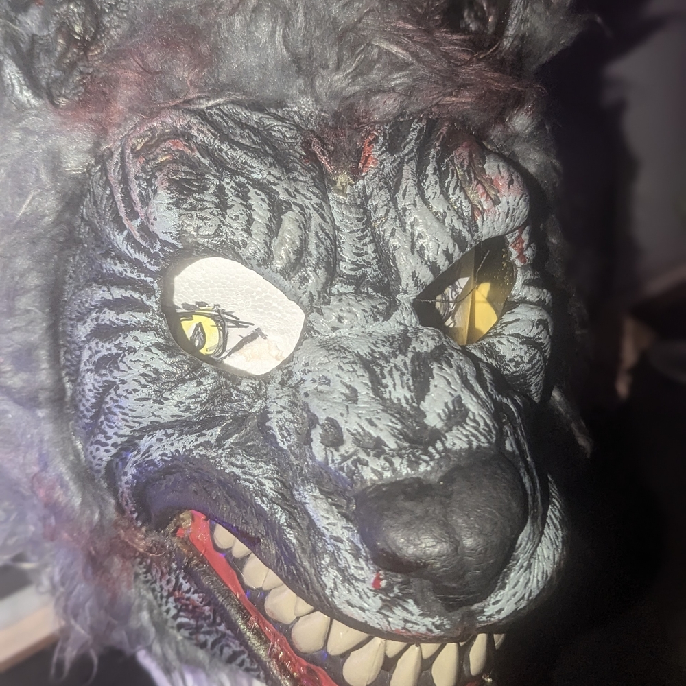 Gray and Black Scarey Wolf Mask, great effects